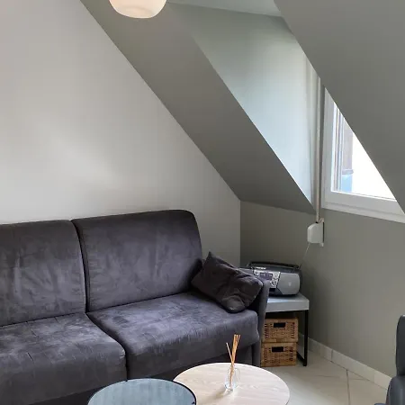 Cabourg: 3p A 200m De La Plage, 2 Chambres, Balcon, Internet - Fr-1-487-277