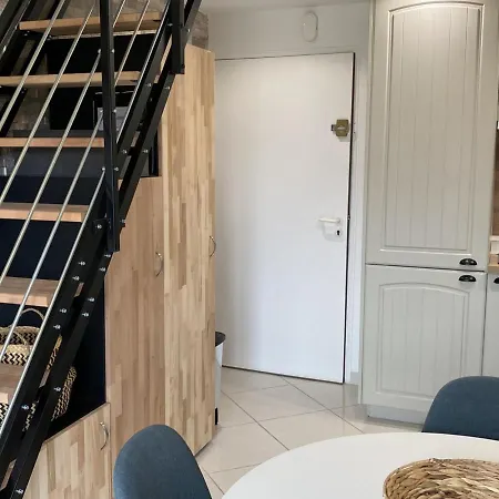 Cabourg: 3p A 200m De La Plage, 2 Chambres, Balcon, Internet - Fr-1-487-277