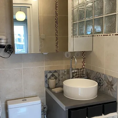 Cabourg: 3p A 200m De La Plage, 2 Chambres, Balcon, Internet - Fr-1-487-277 Lägenhet Cabourg