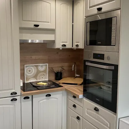 Cabourg: 3p A 200m De La Plage, 2 Chambres, Balcon, Internet - Fr-1-487-277