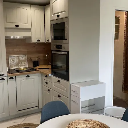 Cabourg: 3p A 200m De La Plage, 2 Chambres, Balcon, Internet - Fr-1-487-277 卡布尔