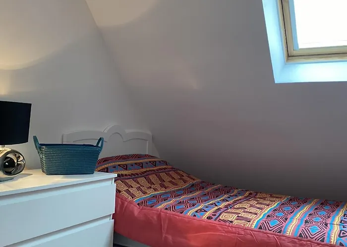 Cabourg: 3p A 200m De La Plage, 2 Chambres, Balcon, Internet - Fr-1-487-277